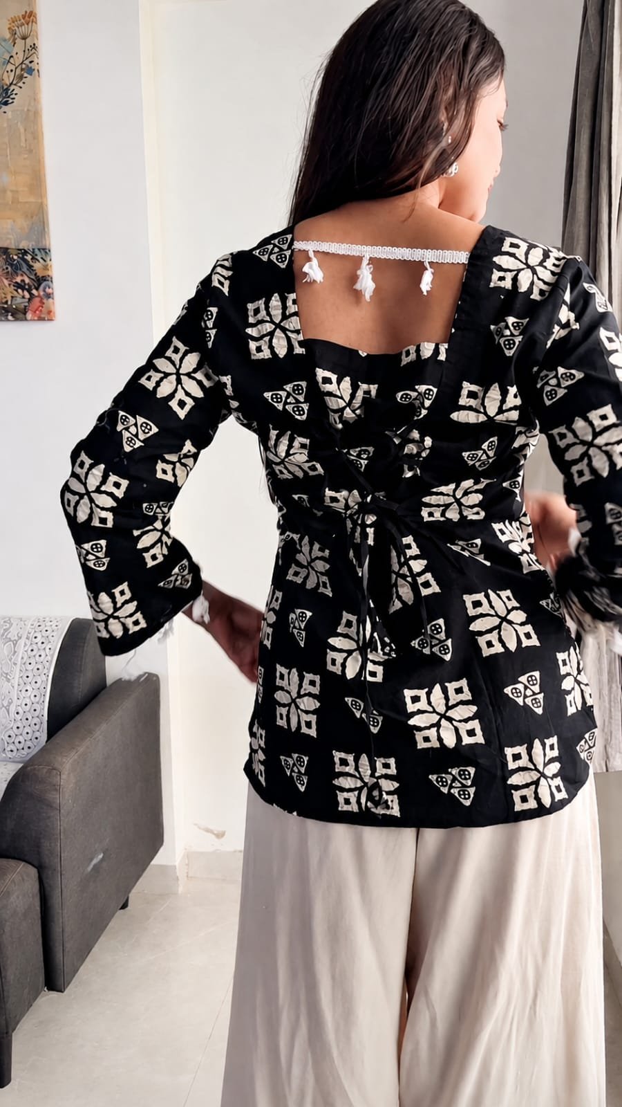 Black & Ivory Floral Printed Short Kurti with Wide-Leg Pants Set - Image 2