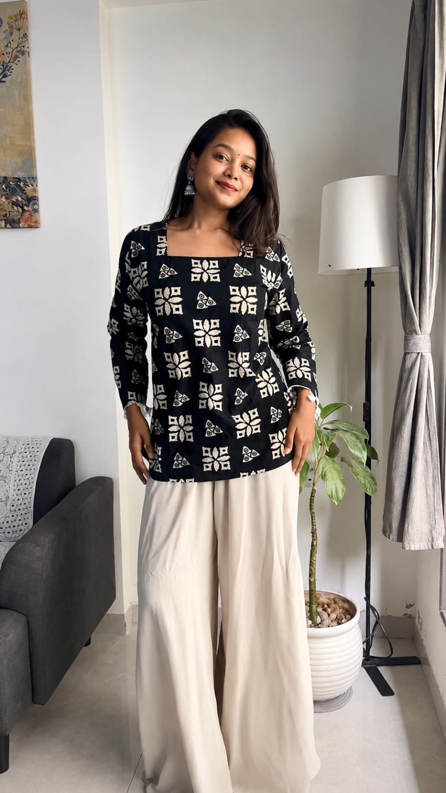 Black & Ivory Floral Printed Short Kurti with Wide-Leg Pants Set