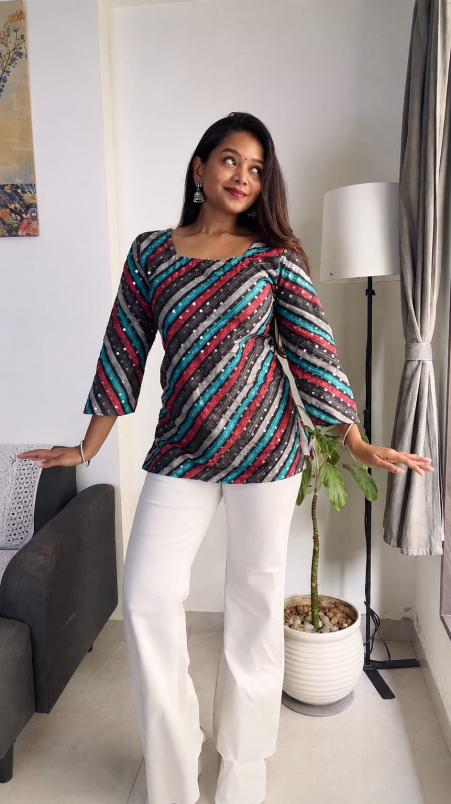 Women's Multicolor Diagonal Stripe Printed Short Kurti