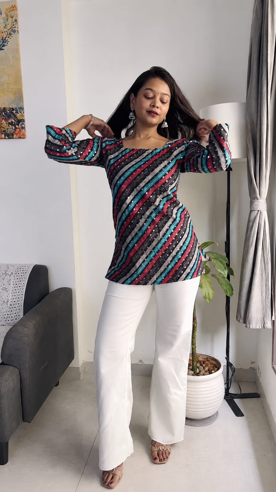 Women's Multicolor Diagonal Stripe Printed Short Kurti - Image 2