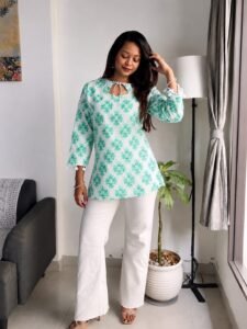 Mint Green Floral Printed Tie-Up Neck Short Kurti