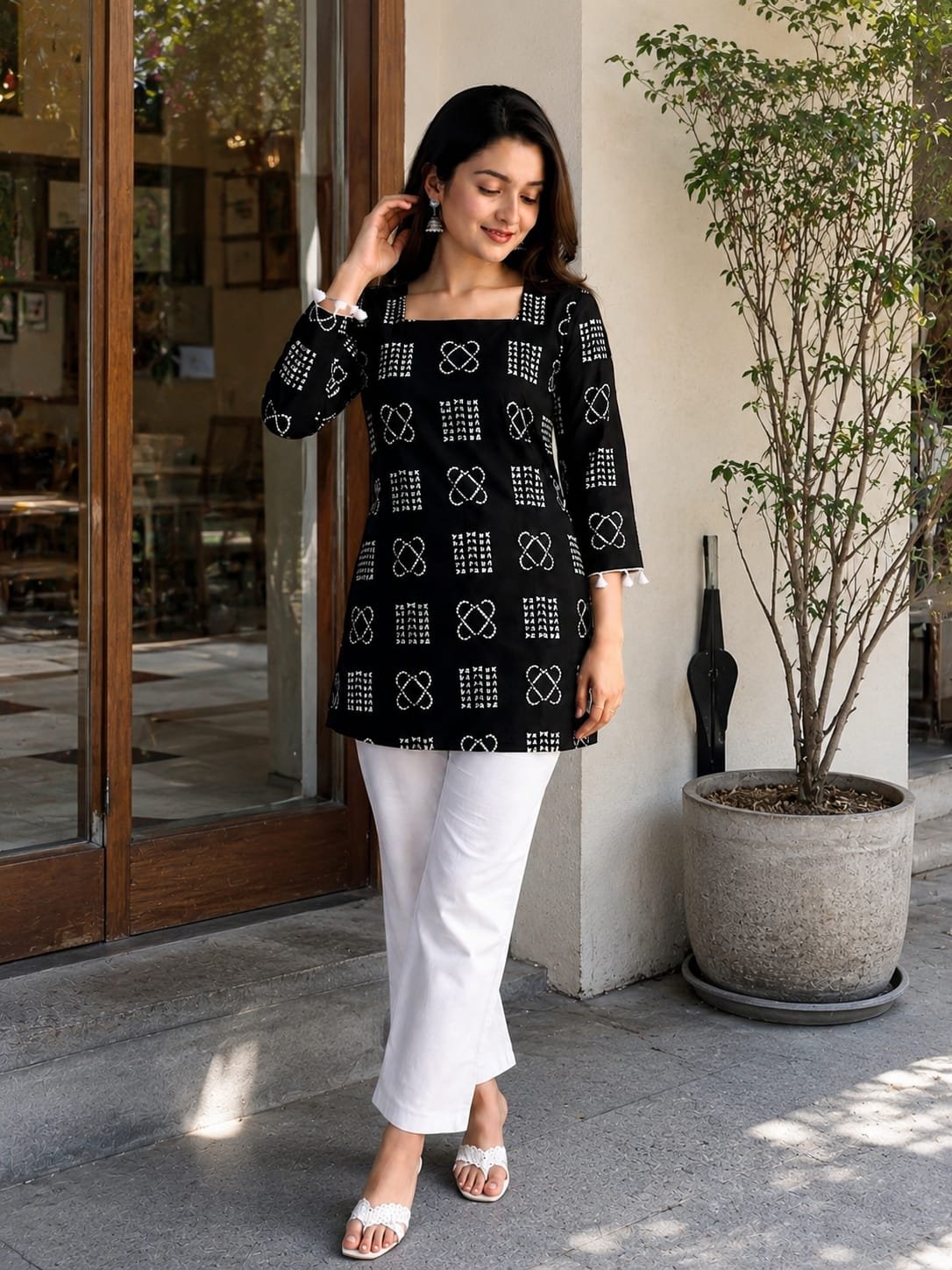 Noir Bloom Printed Short Kurti